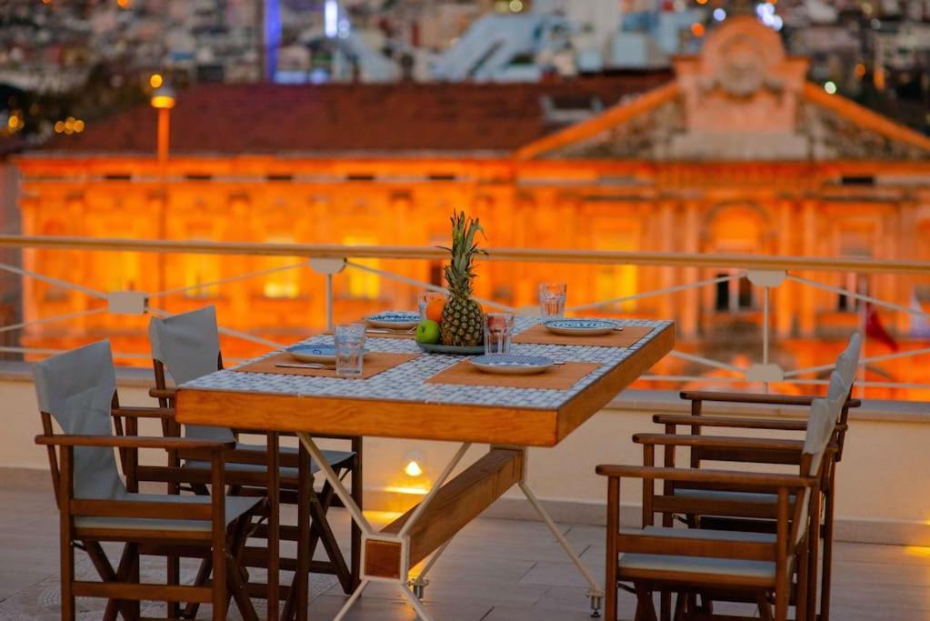 Waterfront Apartment By The Tram - Terrace With Dome & Golden Horn View In Fatih İstanbul Dış mekan fotoğraf