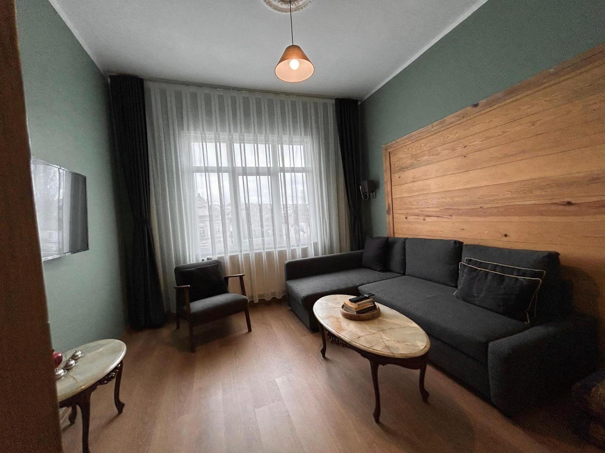 Waterfront Apartment By The Tram - Terrace With Dome & Golden Horn View In Fatih İstanbul Dış mekan fotoğraf