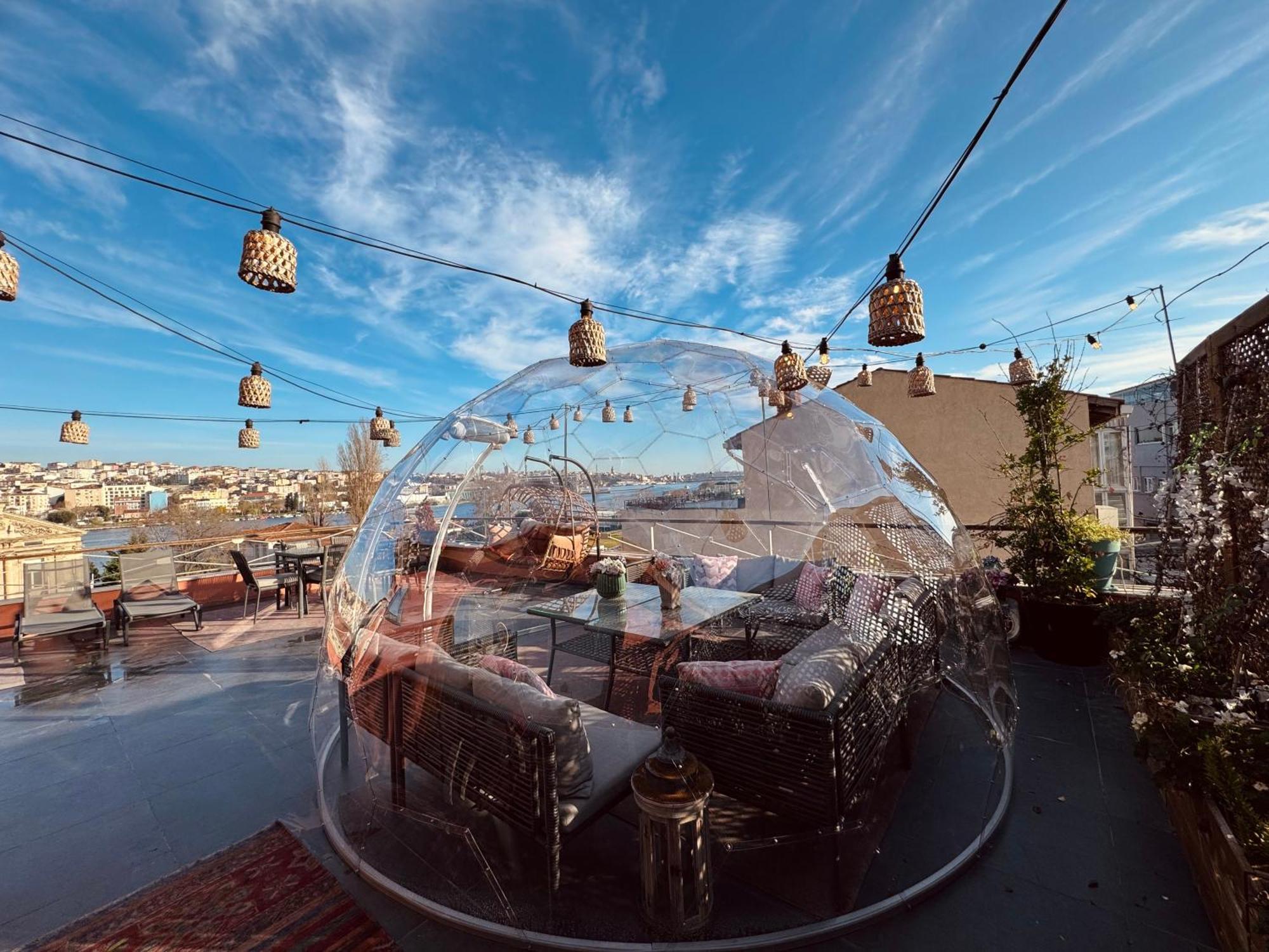 Waterfront Apartment By The Tram - Terrace With Dome & Golden Horn View In Fatih İstanbul Dış mekan fotoğraf