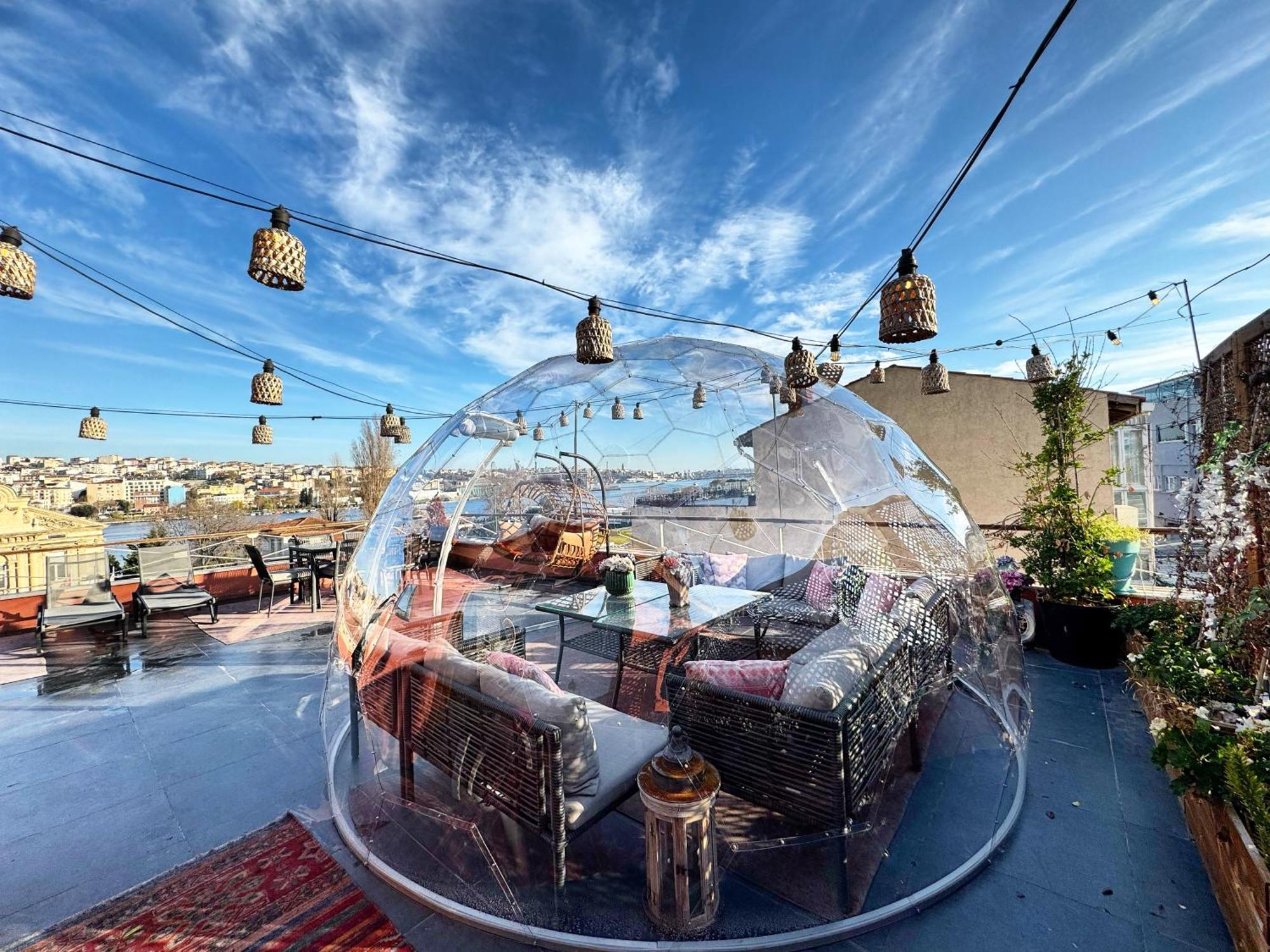 Waterfront Apartment By The Tram - Terrace With Dome & Golden Horn View In Fatih İstanbul Dış mekan fotoğraf